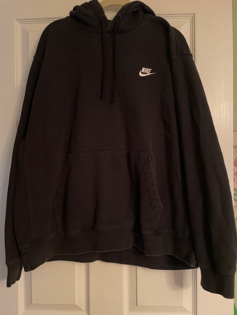🖤Nike Black Hoodie with Small White Swoosh🖤